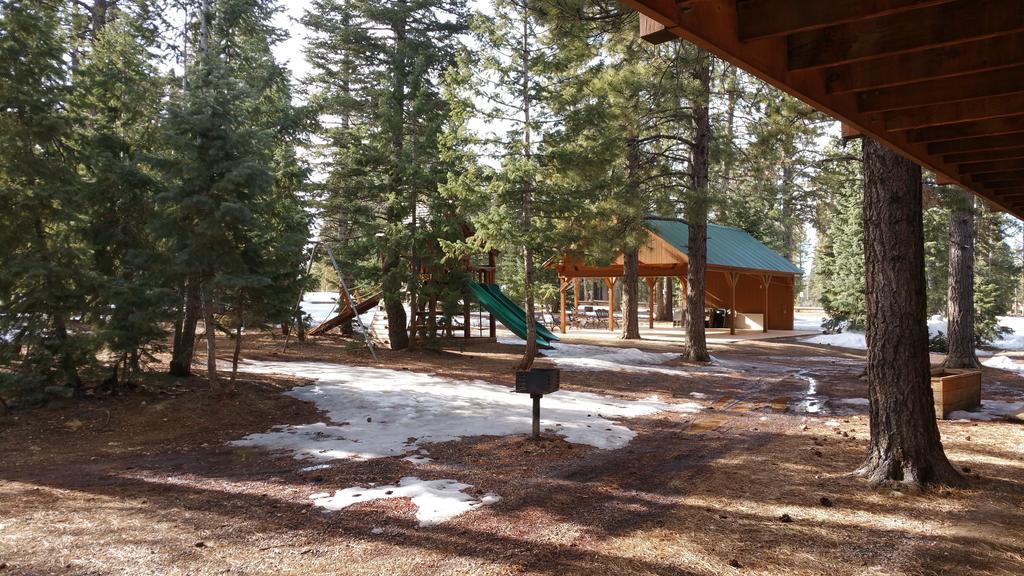 Pinewoods Resort And Rv Park Duck Creek Village Pokój zdjęcie